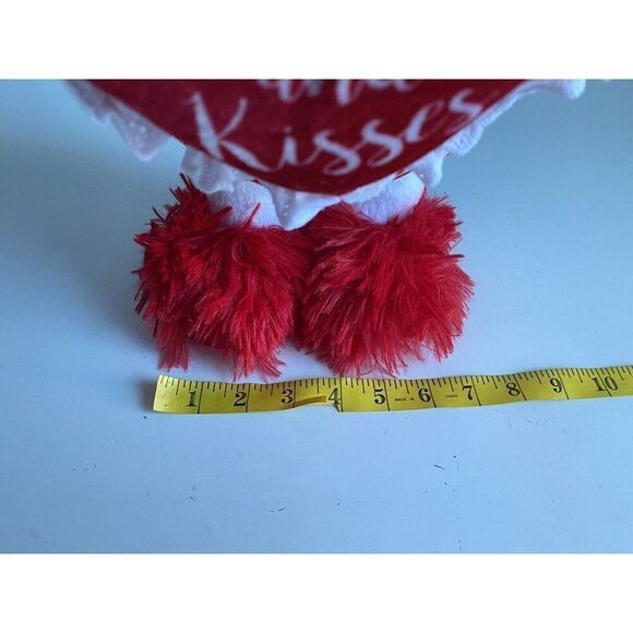 Peanuts SNOOPY Valentines Greeter Heart Pajamas And Slippers Hat Hugs Kisses NEW - Picture 12 of 13